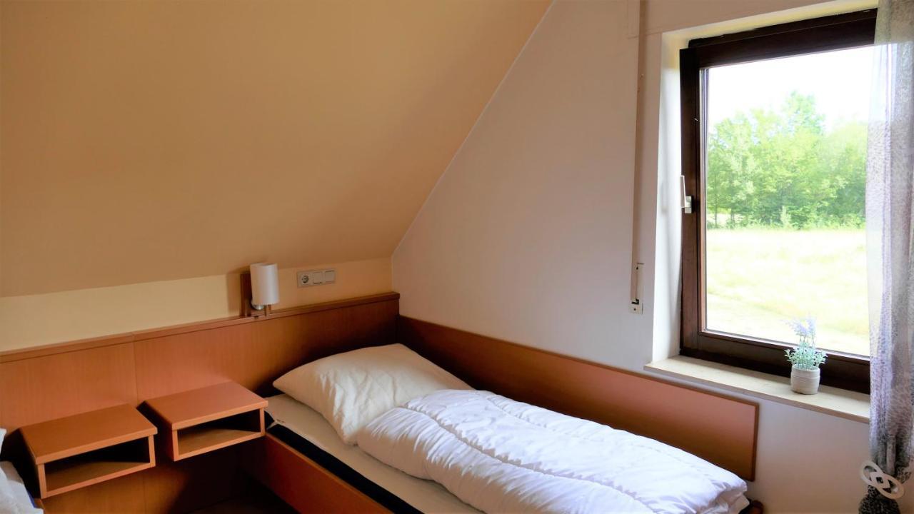 Helles Ferienhaus Im Landhausstil Fuer Bis Zu 10 Personen Frielendorf Экстерьер фото